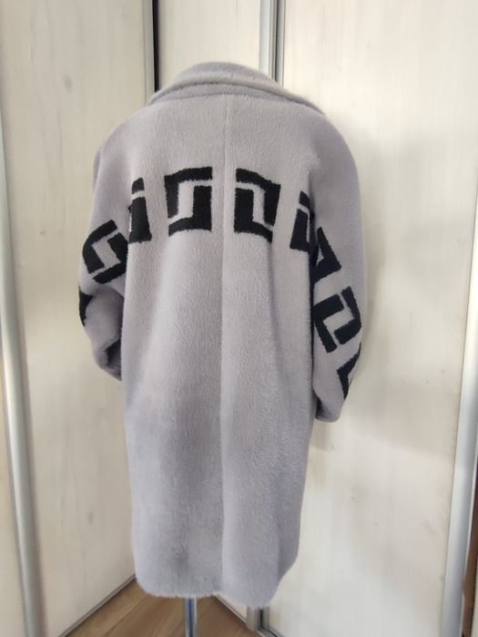 Damski płaszcz, alpaka, szary z czarnym wzorem, roz uniwersalny, nowy