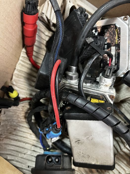 Xenony Ksenony wkłady BMW E30 E34 E32 E36 komplet konwersji wysylka