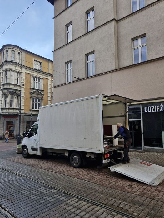 1️⃣ „Opróżnianie Mieszkań i Biur w 24h | Bus z Windą • Legalna Utyliza