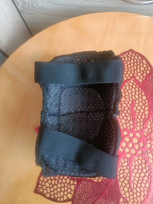 Ochraniacze na łokcie kolana i nadgarstki