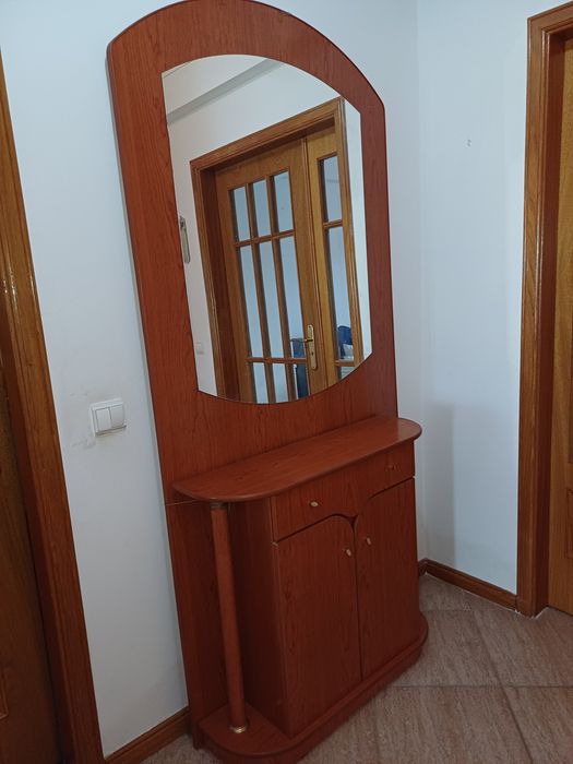 Móvel de entrada/Crendência