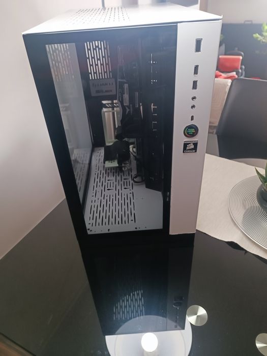 Gaming Tower446830693613588484