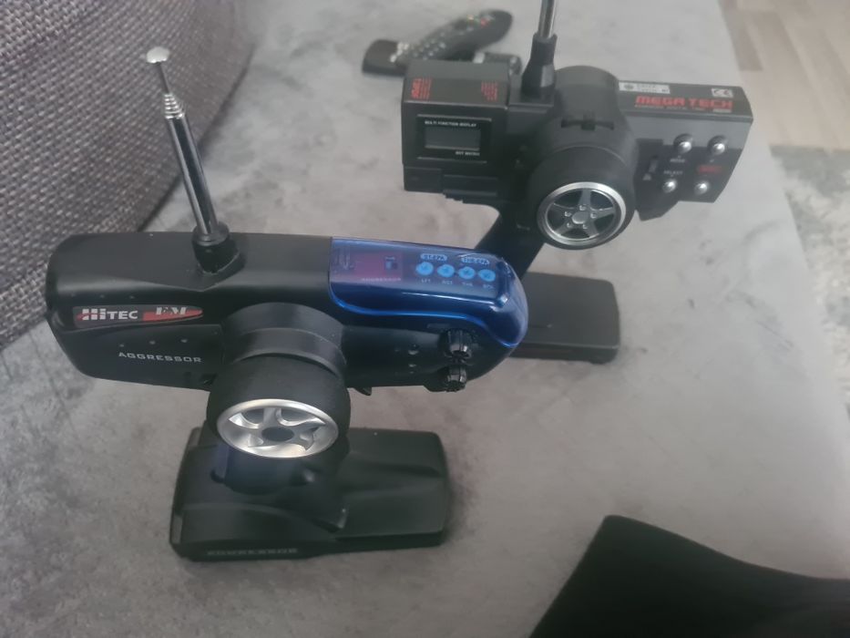 Model RC Aparetura 2.4 Futaba T3PDF I Hitec