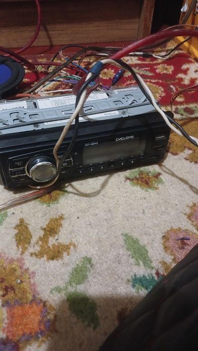 Сабуфер с усилителям