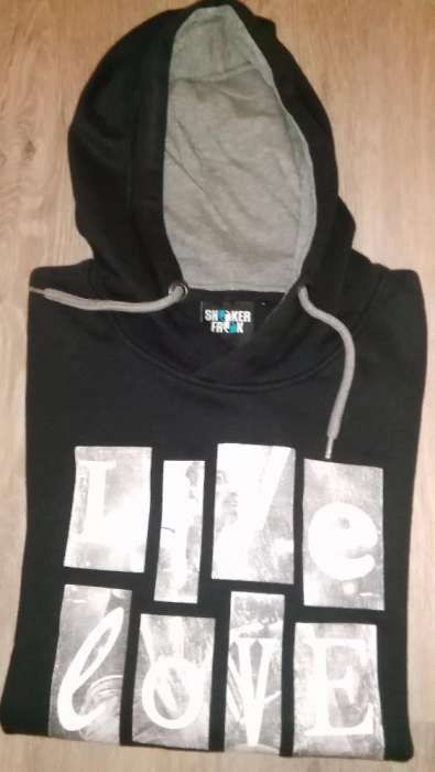 Camisola Sneaker Freak com capuz