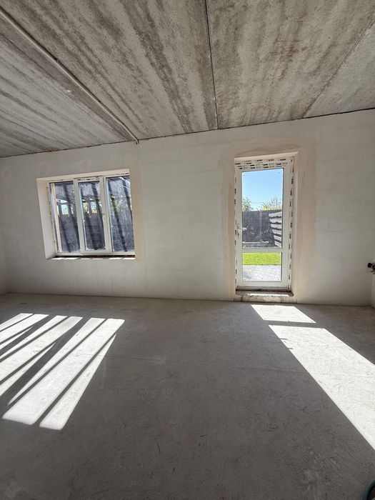 Продам таунхаус з гаражем