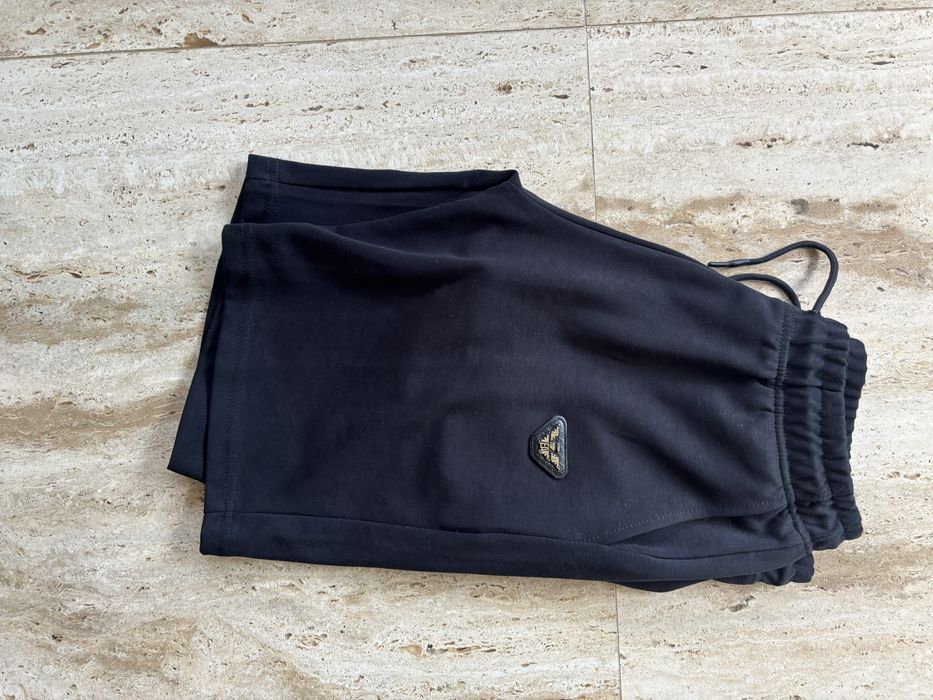 Krotkie spodenki EA7 | armani spodenki | krotkie spodenki | emporio armani