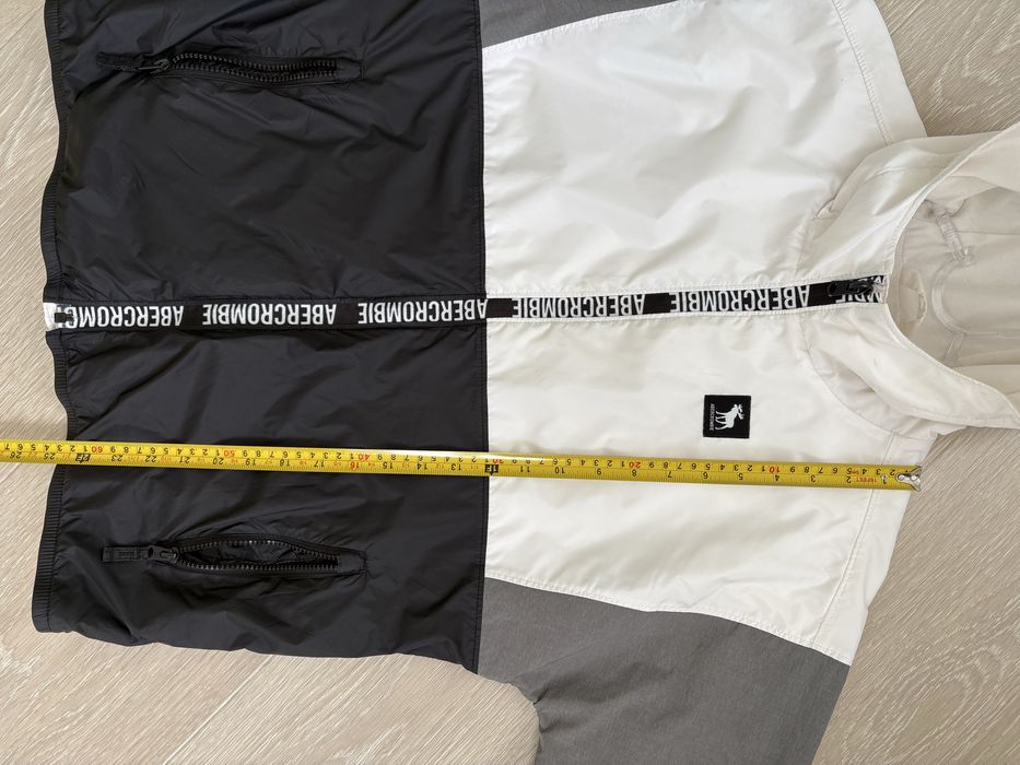Abercrombie  кофта- вітровка на підкладці