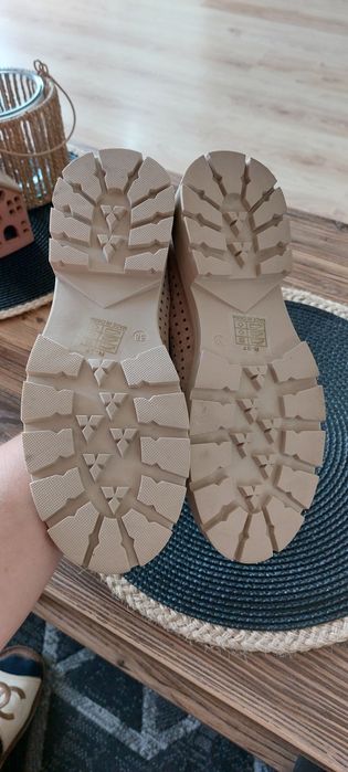 Nowe buty damskie 38