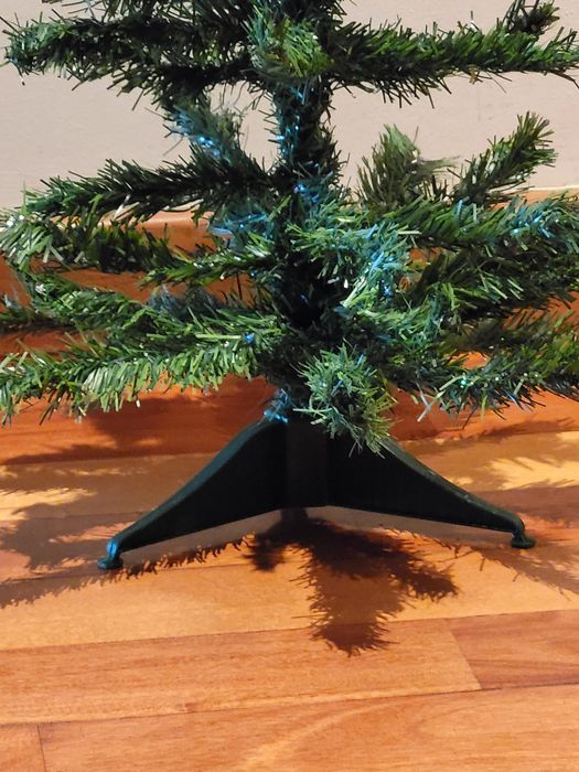 Mini Árvore de Natal com bolas.