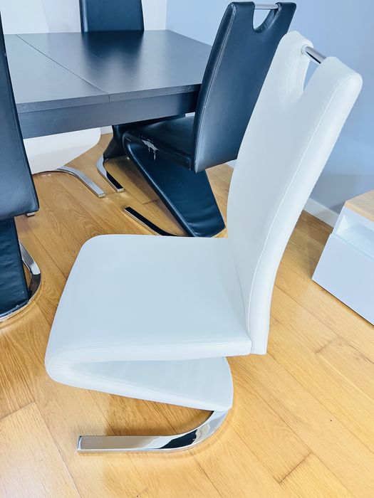 Mesa Extensível + 6 cadeiras