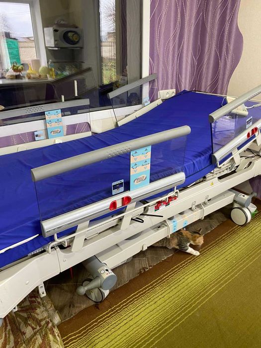 Продається функціональне медичне ліжко