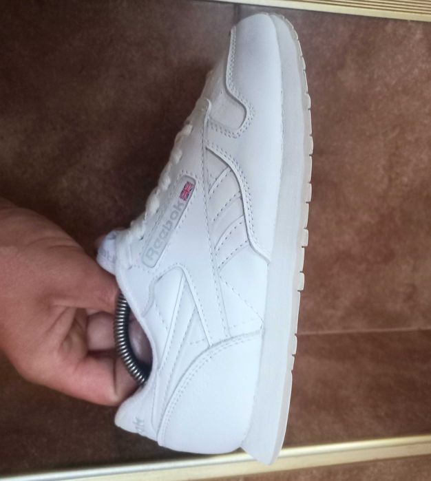 Кросівки легкі в місто на літо жіночі для дівчини оригінал Reebok 37 розмір 23.5 см устілка