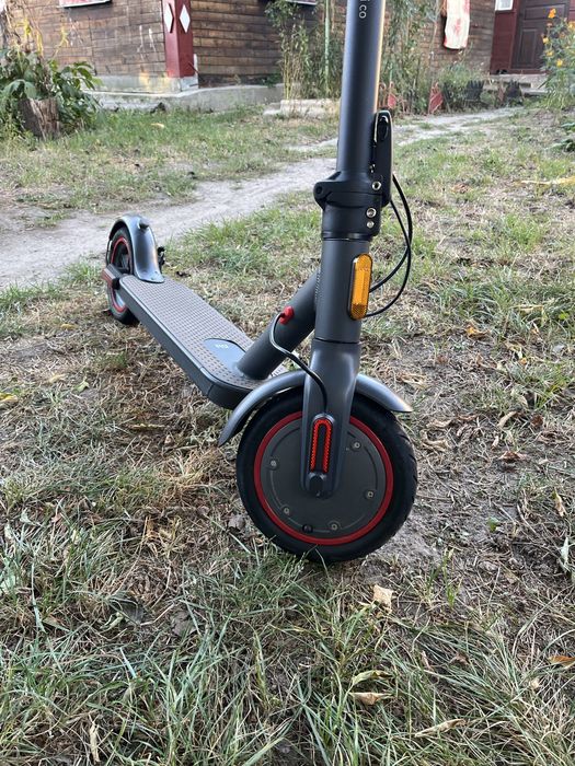 Електро самокат xiaomi pro 4
