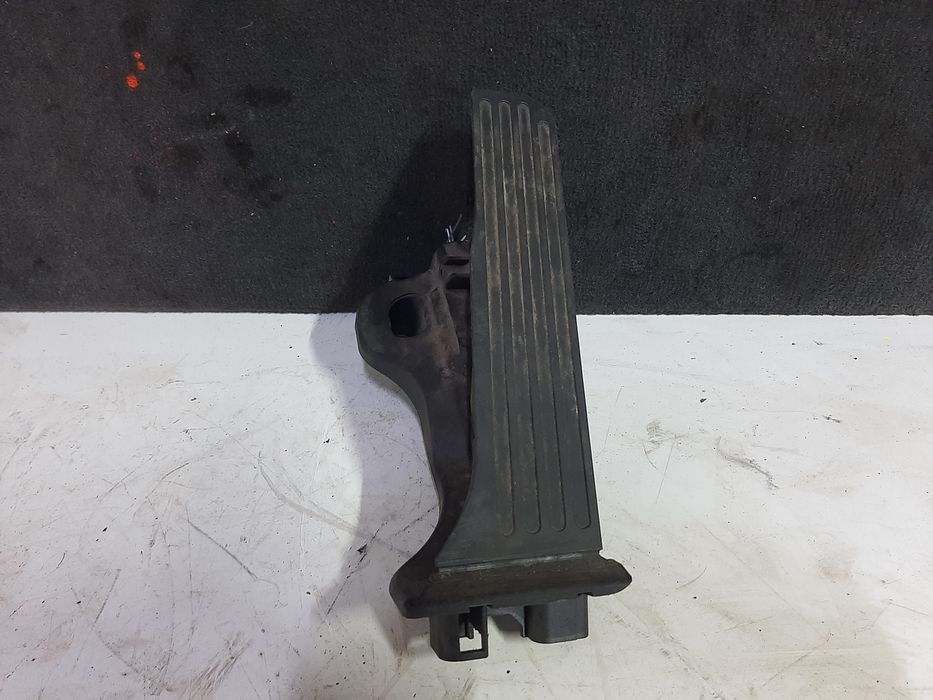 Педаль газу акселератор vw Passat B6 B7 Audi 1K1723503AA