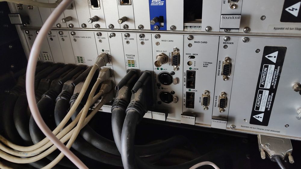 Soundcraft vi6 mixrer
