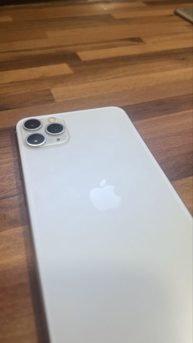 Iphone 11 pro max 64gb -muito bom estado
