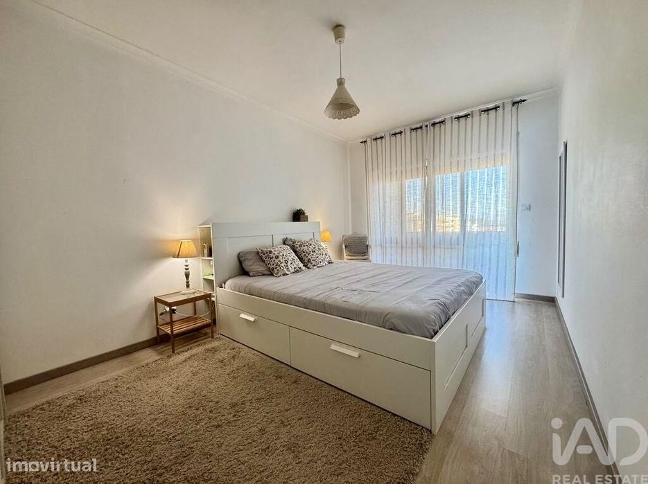 Apartamento T1 em Chafé de 60,8 m2