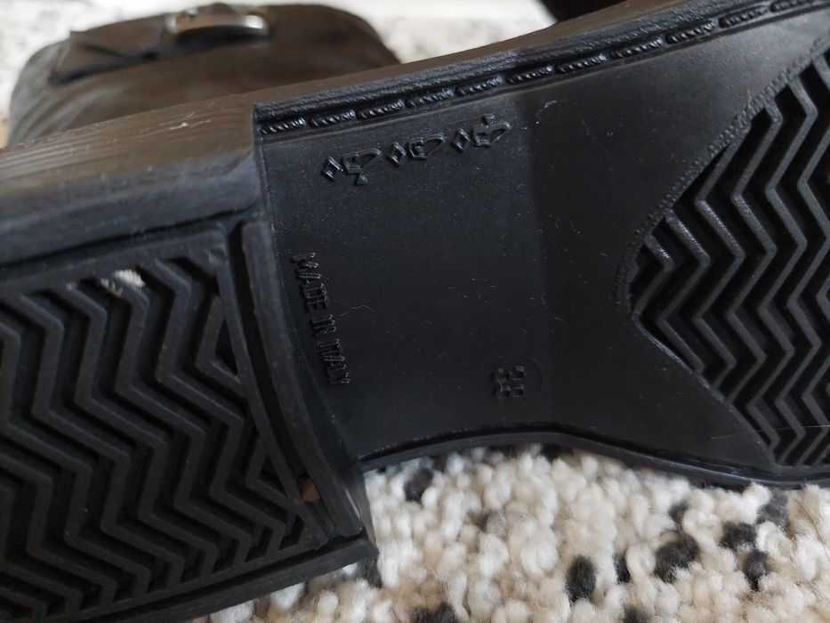 Botas de cano pretas