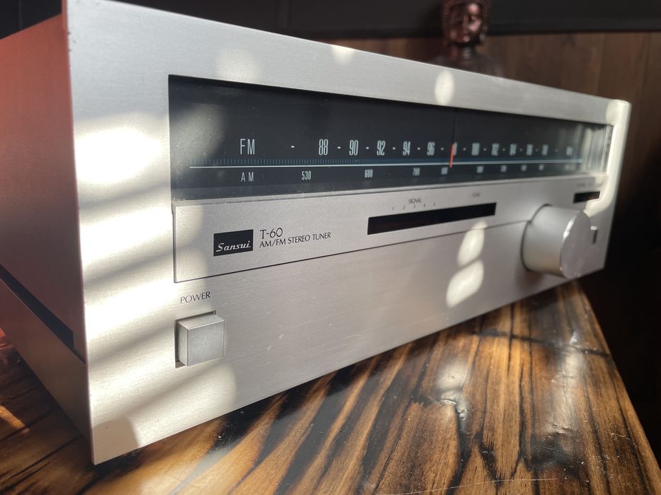 Sansui T-60 , tuner radiowy