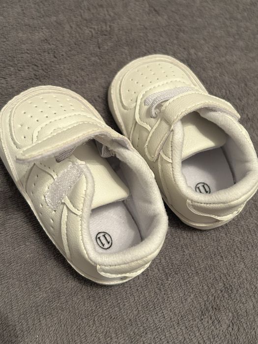 Buty nirmowlęce 11,5cm