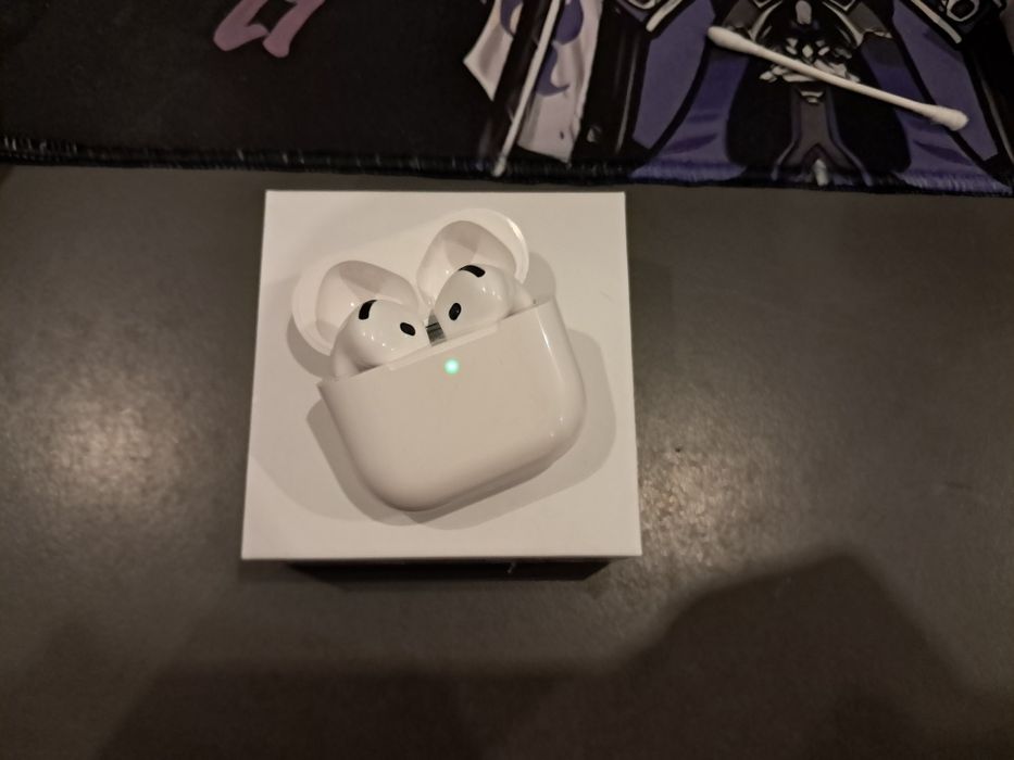 Sprzedam słuchawki AirPods 4 (ANC) posiadam paragon