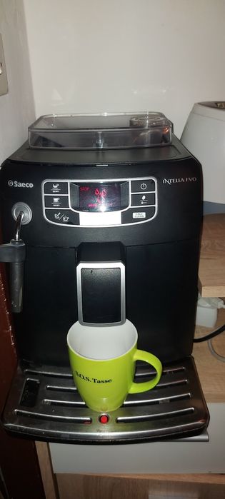 Кофемашина Saeco Intelia