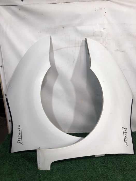 Передні крила крило Citroen Picasso c4 цітроен пікассо оригінал