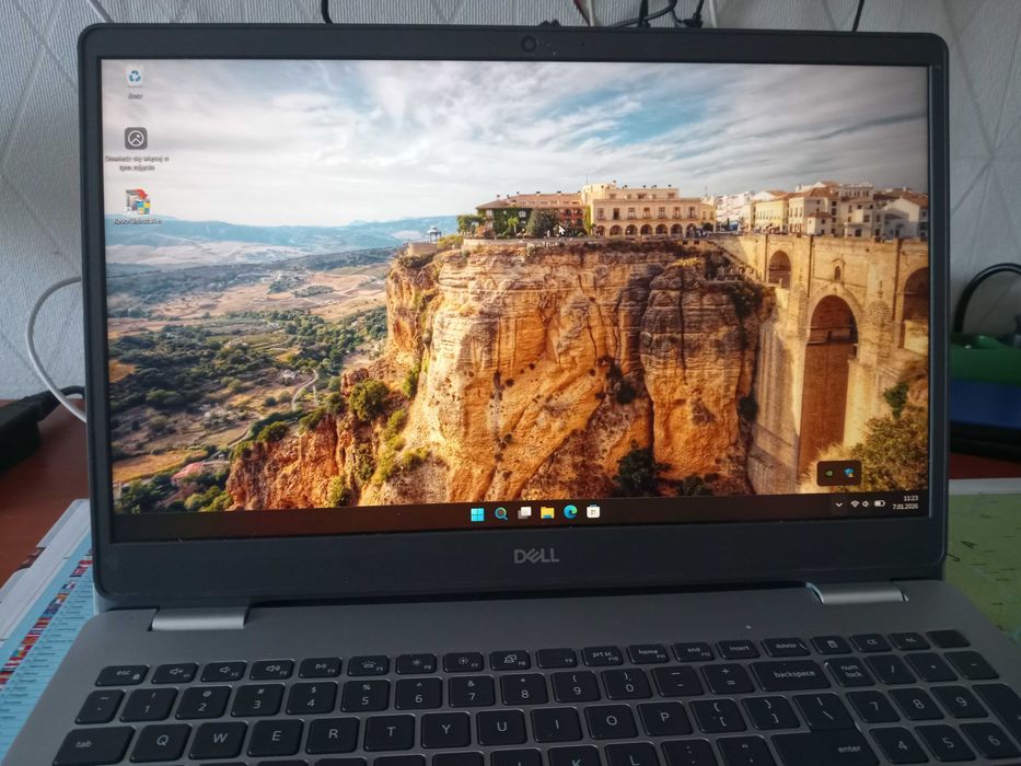Inspiron 5593 i5 1035G1 sprawny na części