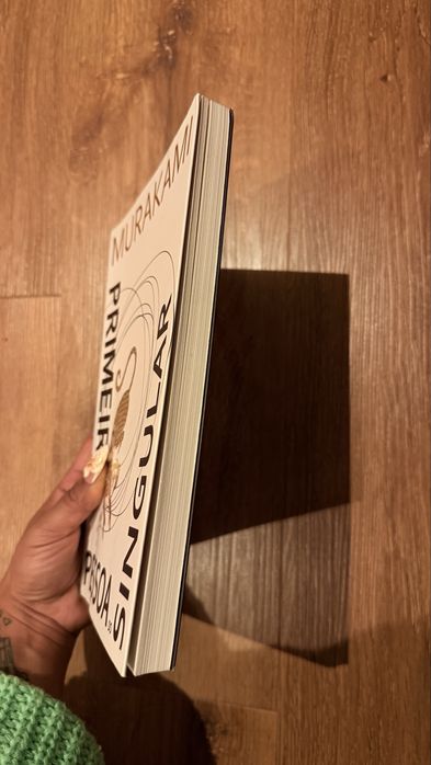 Livro Primeira pessoa do singular