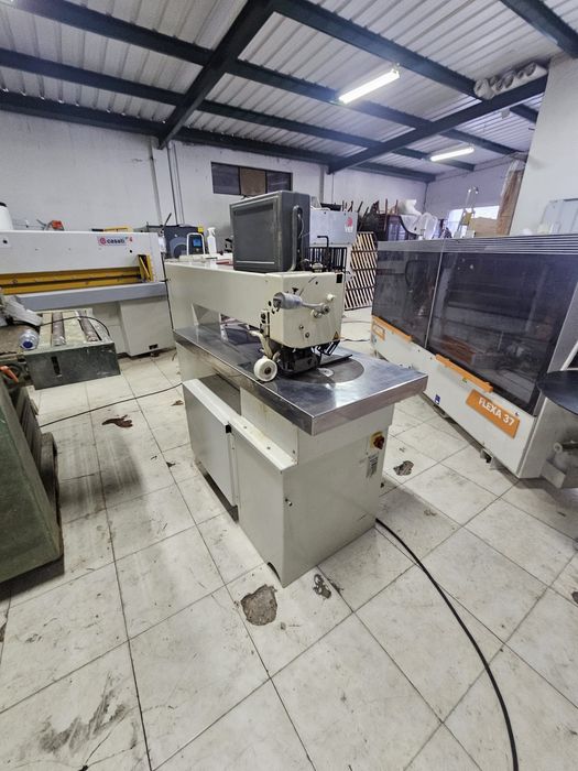 Máquina cozer Kuper 120