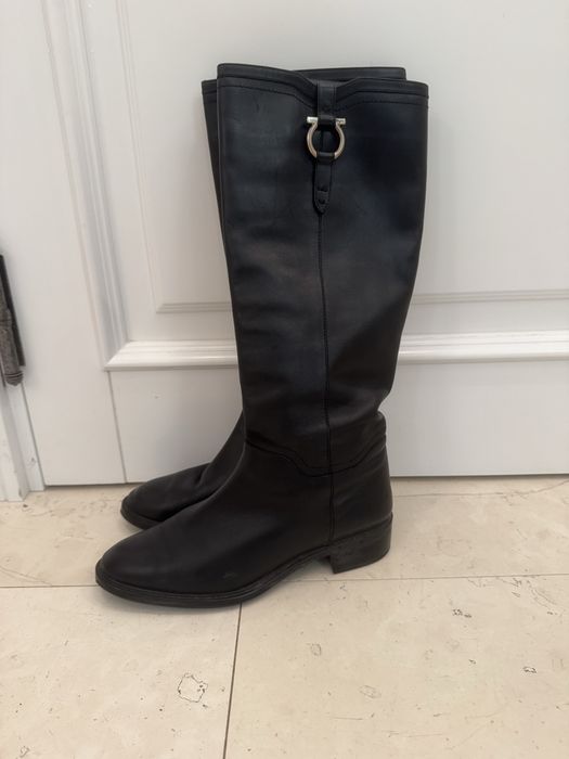 Продам сапоги Salvatore Ferragamo