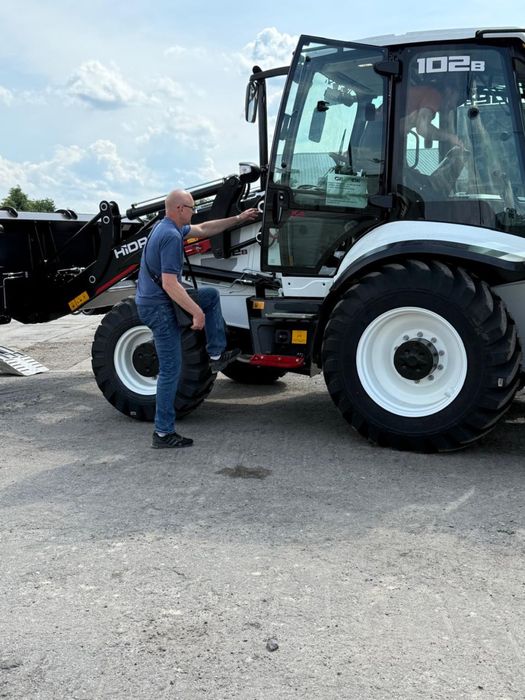 Аренда , підйомний кран, трактор JCB, мініескаватора