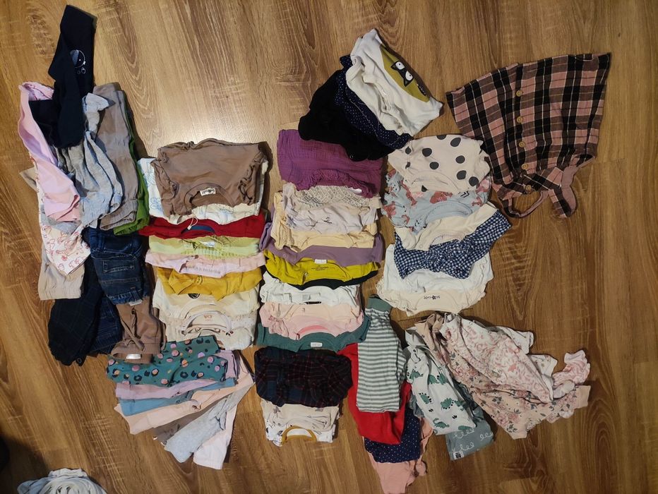 Ubranka w rozmiarze 62-68