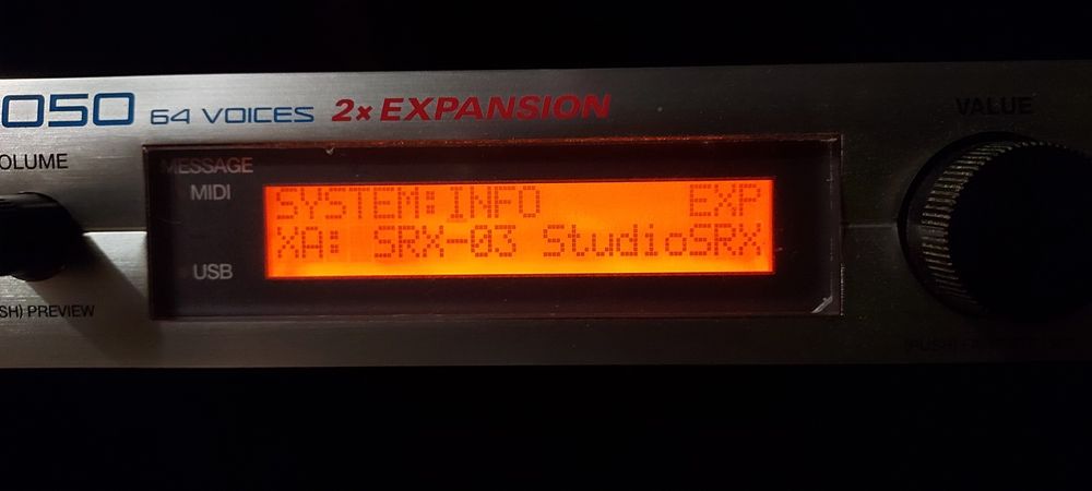 Roland XV5050 + Expansão  SRX Studio