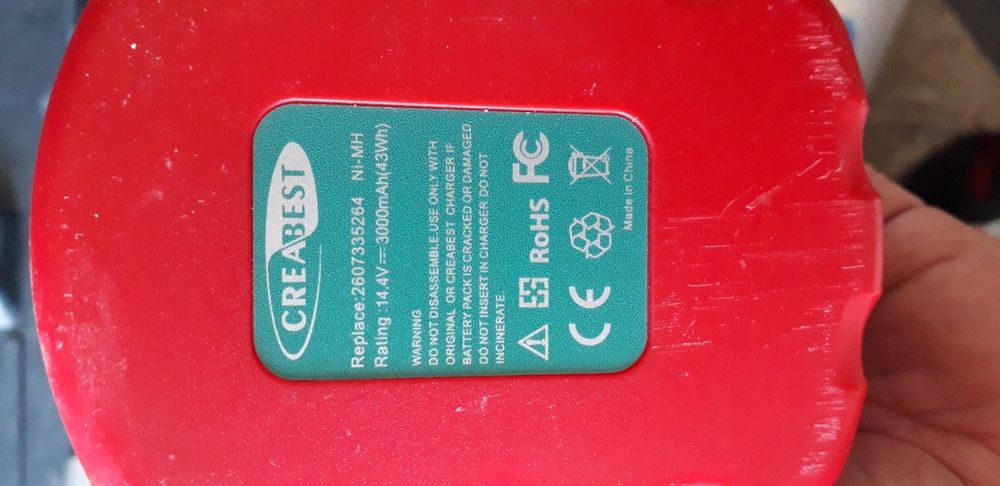 Parafusada e rebarbadora 14.4V