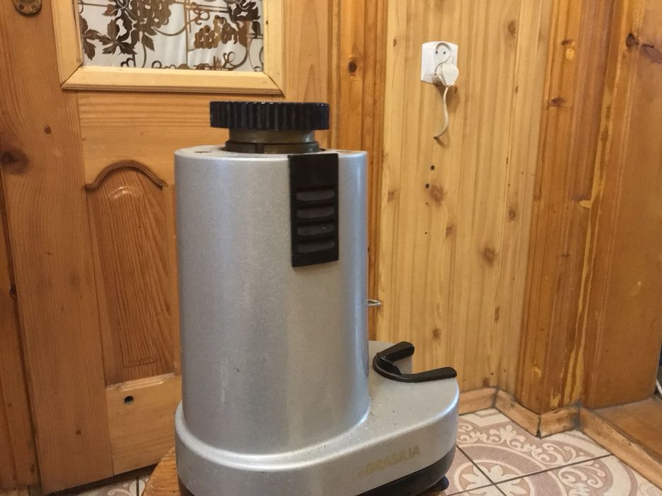 Професійна кофемолка (робочіа).