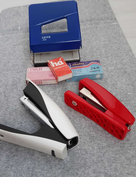Agrafadores + furador