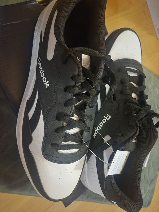 Mam na Sprzedaż buty