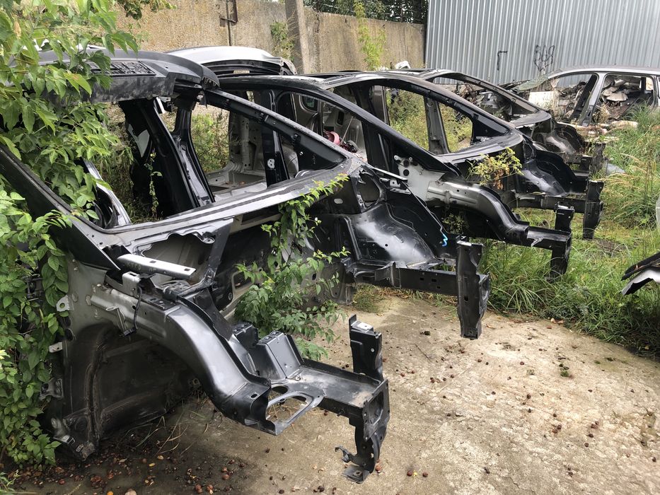 Кузов Четверть Пежо Партнер Ситроен Берлинго Пежо 3008 5008 Пассат Б6