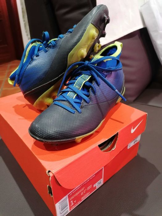 Chuteiras de futebol criança