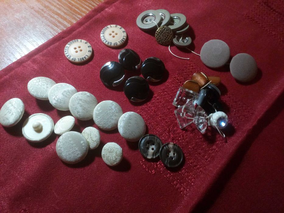 Пуговки, пуговицы