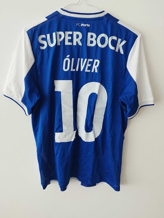 Camisolas Clubes de Futebol: Porto - Benfica - Belenenses - Genk