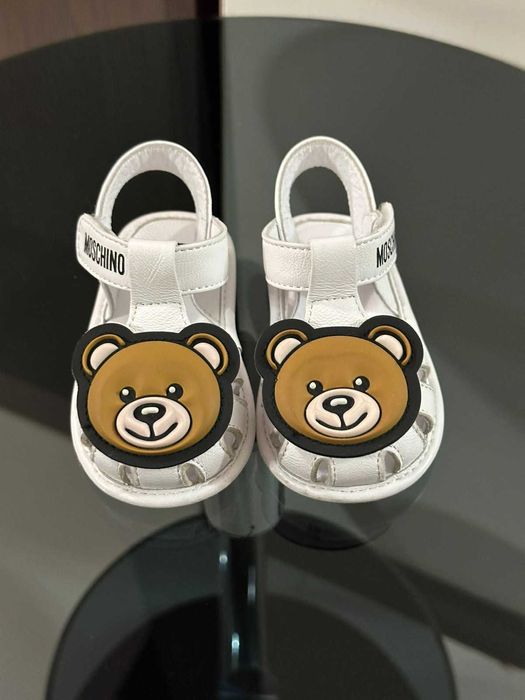 Дитяче взуття Moschino. Оригінал!