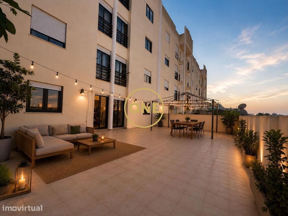 Apartamento T3 em remodelação com Terraço de 80m2 e Vista Serra da Arr — Setúbal (São Julião, Nossa Senhora Da Anunciada E Santa Maria Da Graça), Setúbal