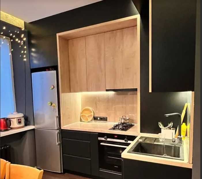 Продаж двокімнатної квартири з дизайнерським ремонтом в Центрі