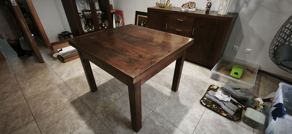 Mesa de jantar extensível