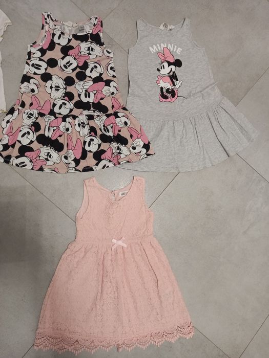 Sukienki letnie HM 122/128 plus koszulki FF zestaw dla dziewczynki