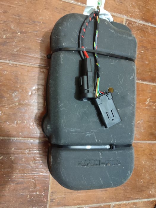 Bomba capota Peugeot 207 cc