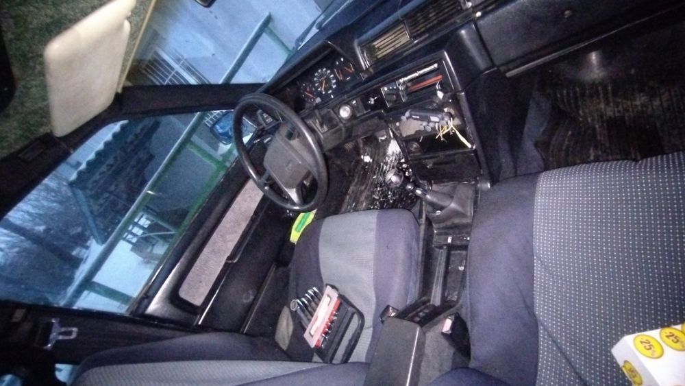 Вольво 740  2.3 газ бензин